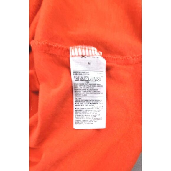 Old Navy Womens Merry & Bright Orange Holiday Printed T-Shirt size Medium JH1228 - Picture 3 of 3